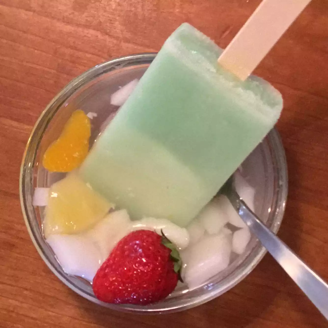 なんかよくわからん物体。食べられるのかも不明。